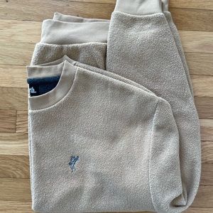 Vintage crew neck